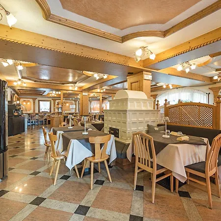 Apart Otel Majestic Predazzo